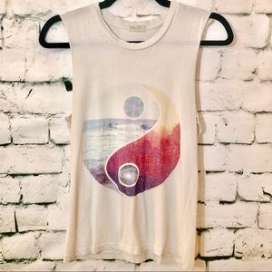 Brandy Melville | Ying Yang Scenic Graphic Top